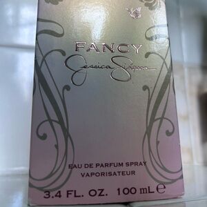 Fancy by Jessica Simpson Eau de Parfum Spray - Pink